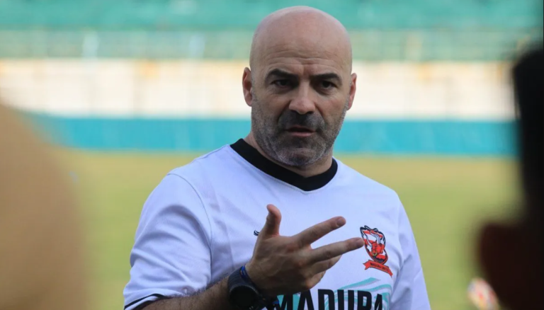 Paulo Jorge Coelho, Pelatih Madura United Fokus Perbaiki Kekompakan Tim