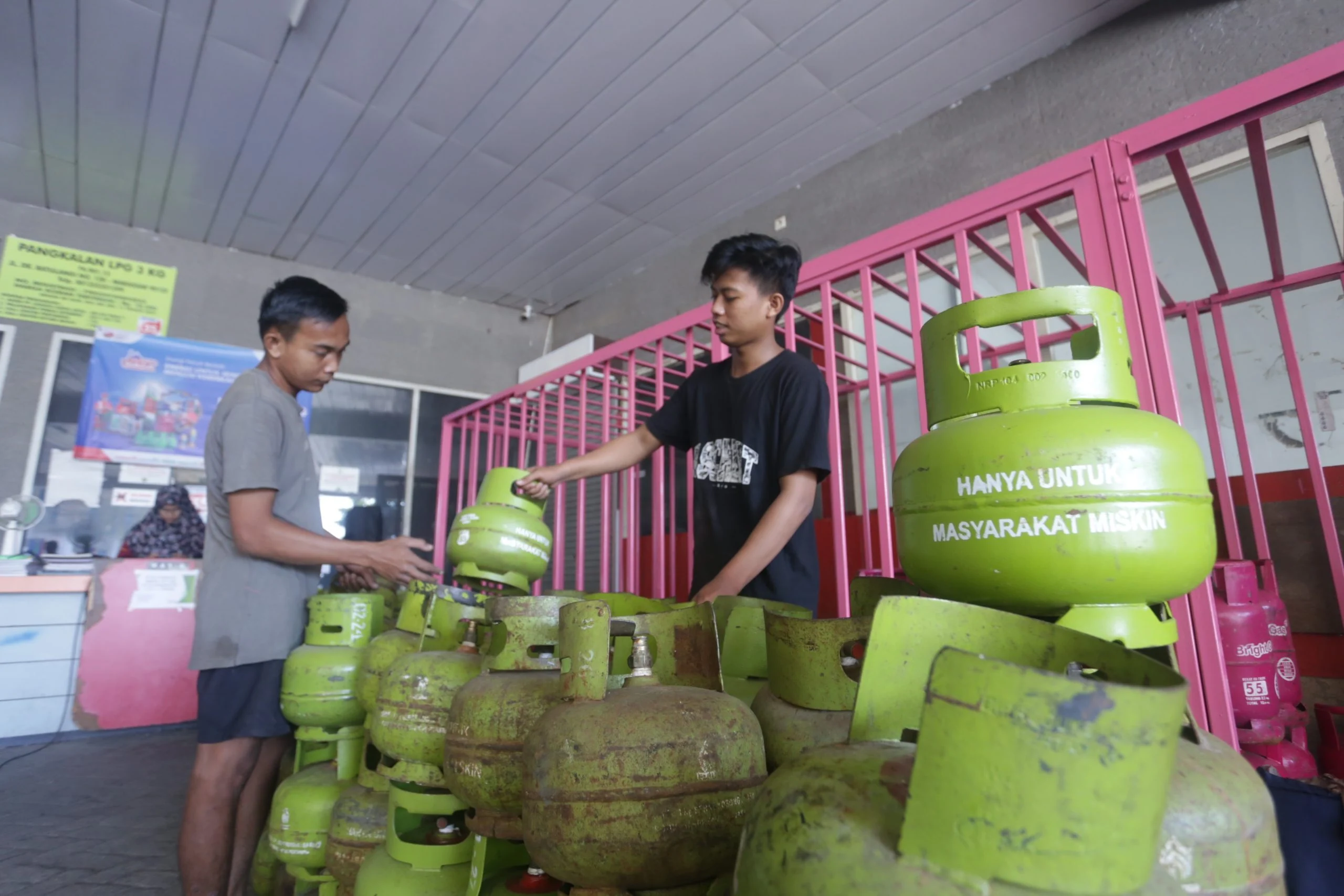 Pemerintah Pertimbangkan Evaluasi Kebijakan Terkait Penjualan LPG 3 Kg