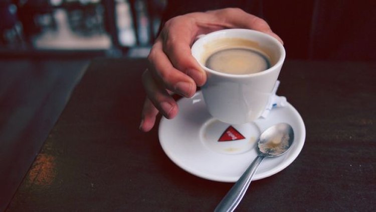 Jam yang Disarankan untuk Minum Kopi oleh Tenaga Medis