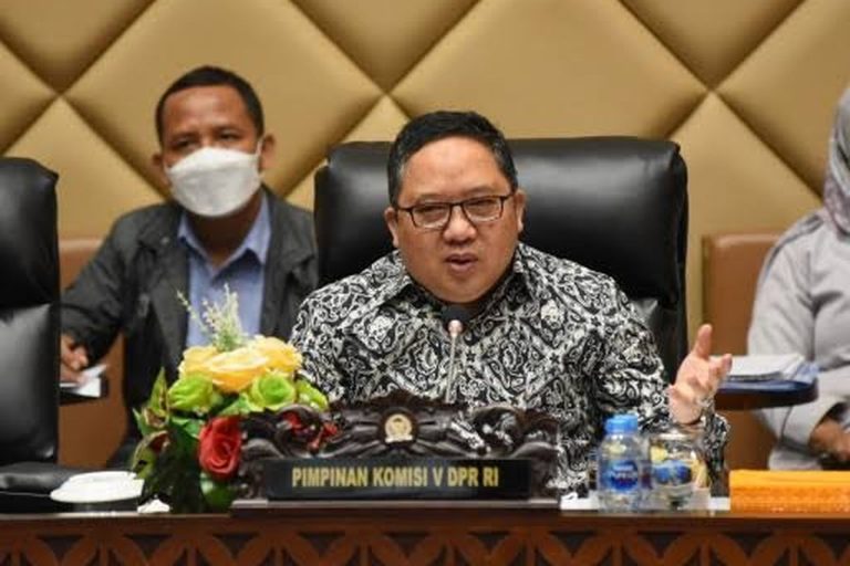 Dualisme PPP, Krisis Internal yang Menggerus Legitimasi di Mata Rakyat