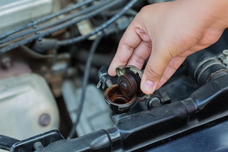 Peran Penting Tutup Radiator dalam Menjaga Usia Mesin Kendaraan
